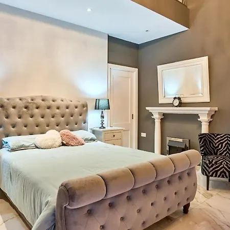 Villa St Venera Grand Palazzo Luxury *