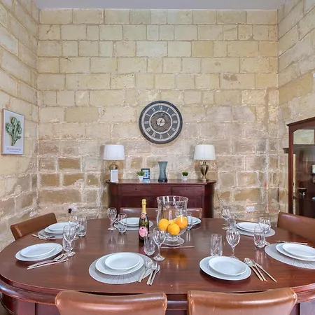 Villa St Venera Grand Palazzo Luxury